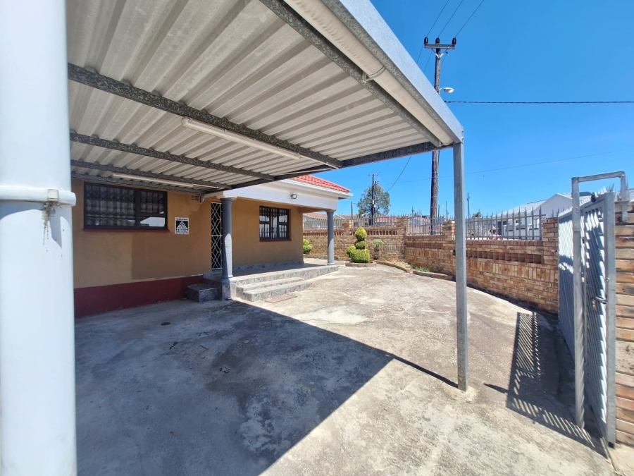 2 Bedroom Property for Sale in Zwelitsha Zone 1 Eastern Cape